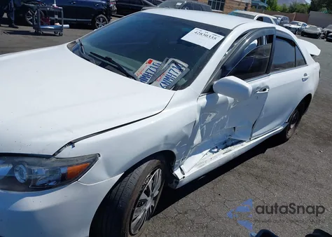2011 Toyota Camry Le из США, поврежденный, VIN 4T1BF3EK2BU581205